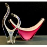 Glassware - a Swedish Flygsfors cased glass splash shape vase in pink and white, 33.5cm wide;