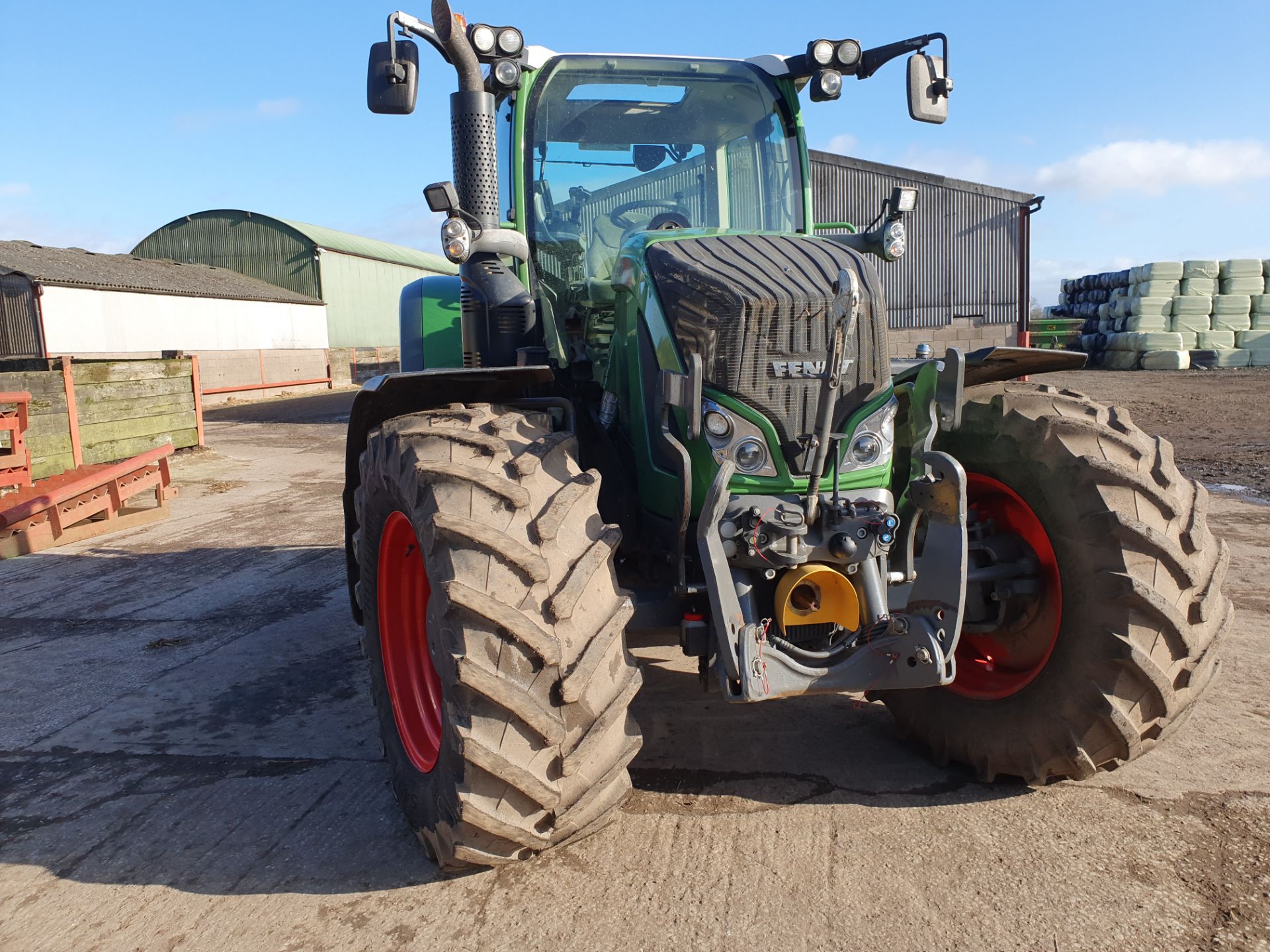 2015 Fendt 720 Profi, 50kph, Front Linkage & PTO, Front & Cab Suspension, 2981 Hours c/w Loader - Image 2 of 6