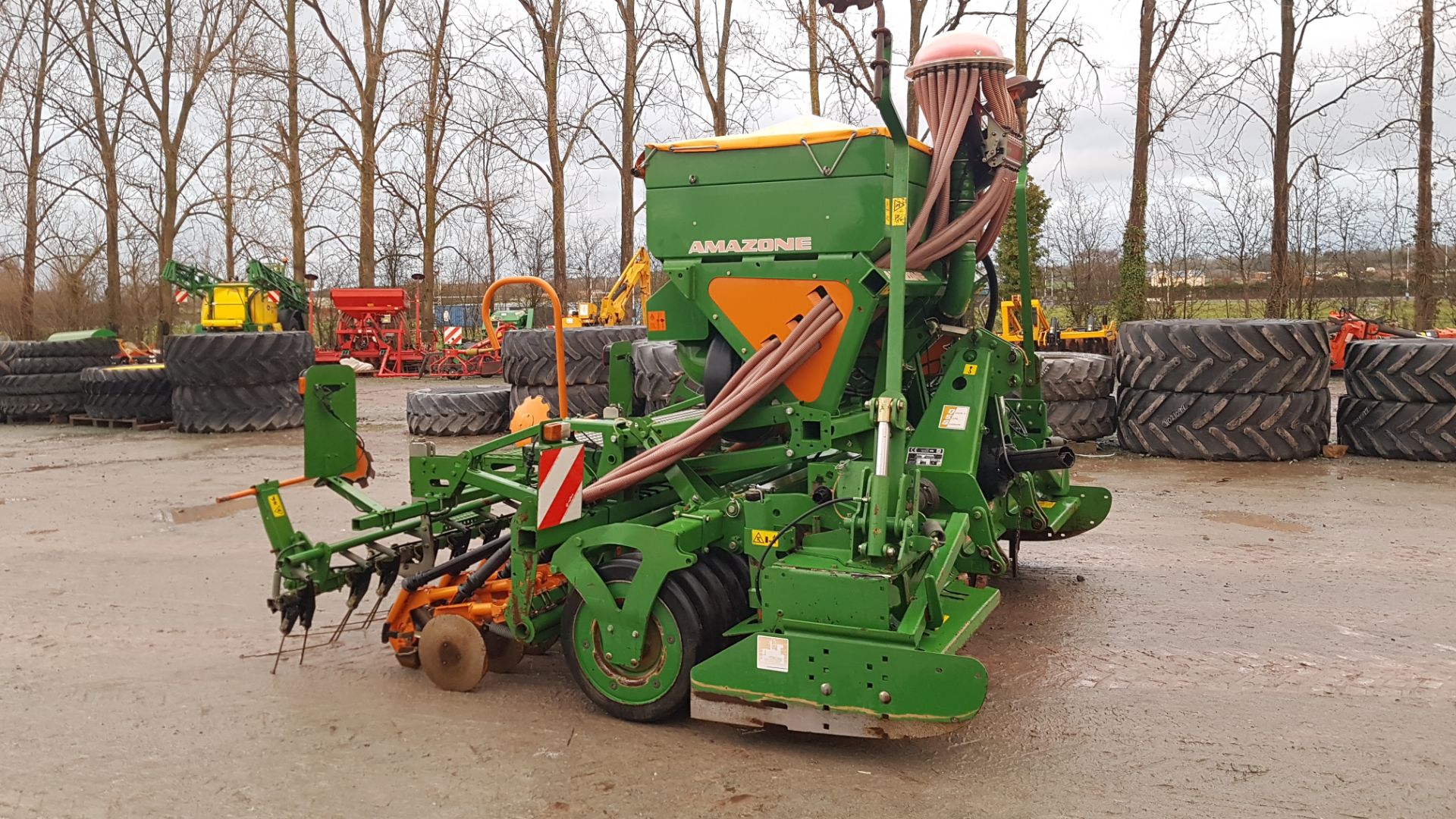 2014 Amazone Power Harrow Combi Drill KE/ADP Drill - Disc Coulters - Image 3 of 3