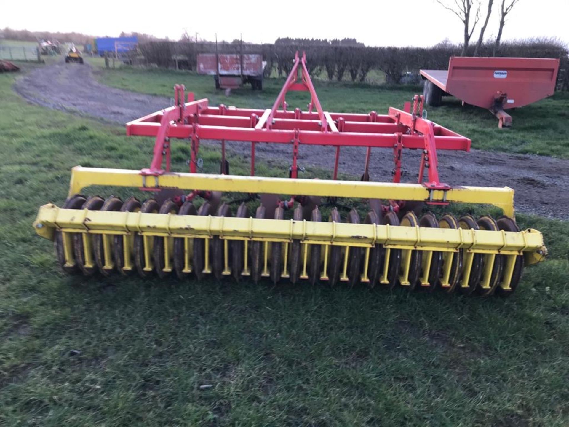 Pottinger Synkro 3000s 3m 7 Tine Stubble Cultivator c/w Press Roller - Image 3 of 6