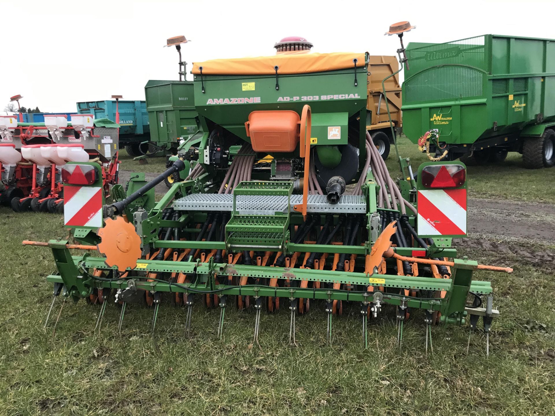 2014 Amazone Power Harrow Combi Drill KE/ADP Drill - Disc Coulters - Image 2 of 3