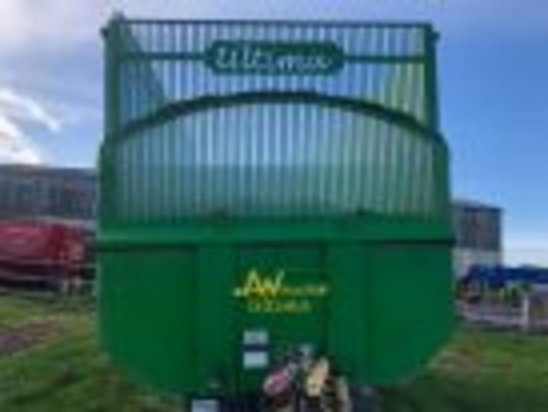 2015 AW 16 Tonne Ultima Silage Trailer, Hyd. Back Door, Sprung Drawbar, 560/65 R22.5 Tyres - Image 5 of 6