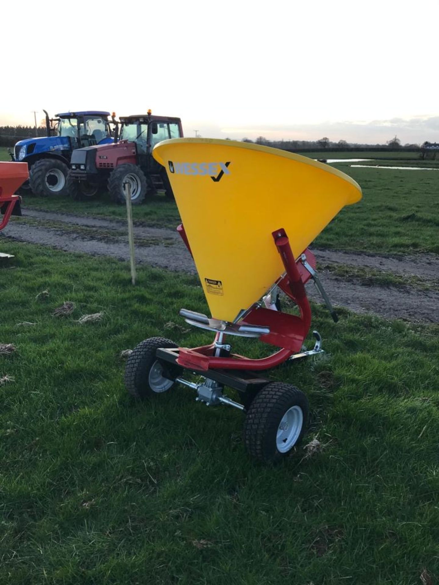 Wessex WS270-TP Fertiliser Spreader, Ground Driven (As new)