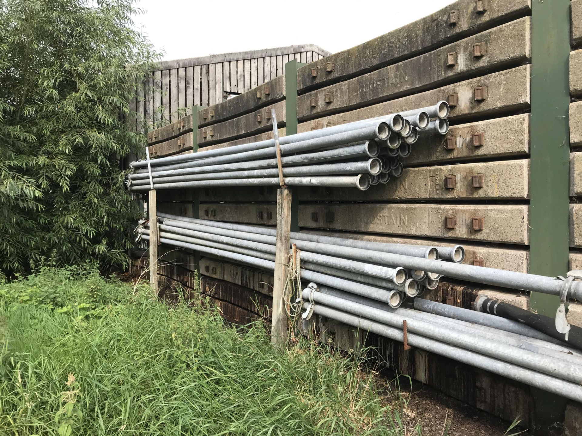 Irrigation pipes x 28 - Image 2 of 2