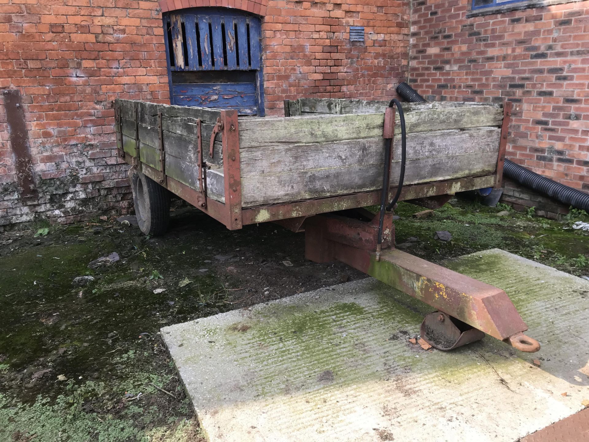 2,5 Tonne Massey Ferguson Tipping Trailer