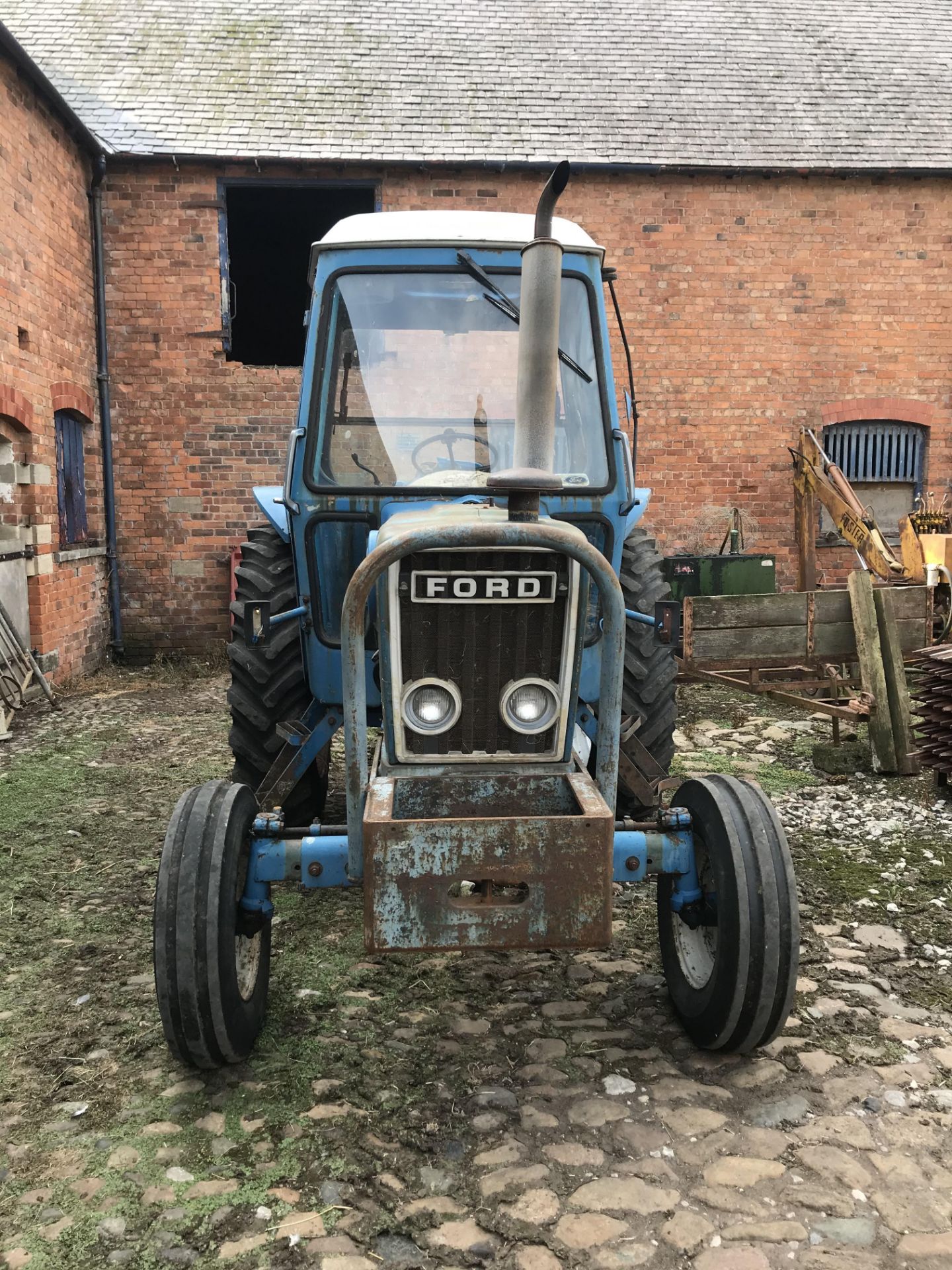 1981 Ford 6600 (RBF 787W) 11,200 hours - Image 3 of 6