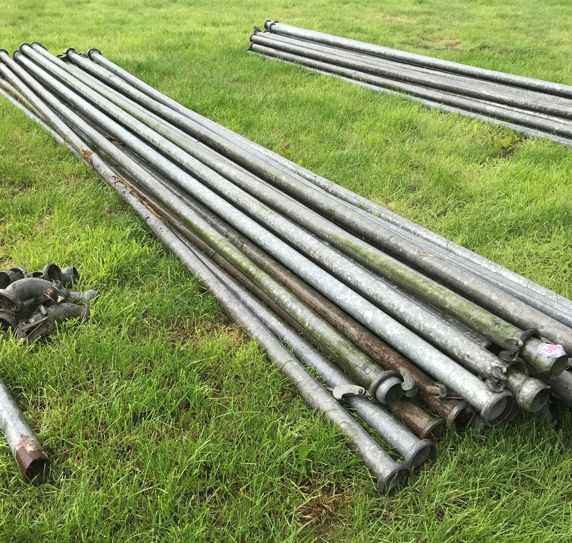 Irrigation pipes x 28