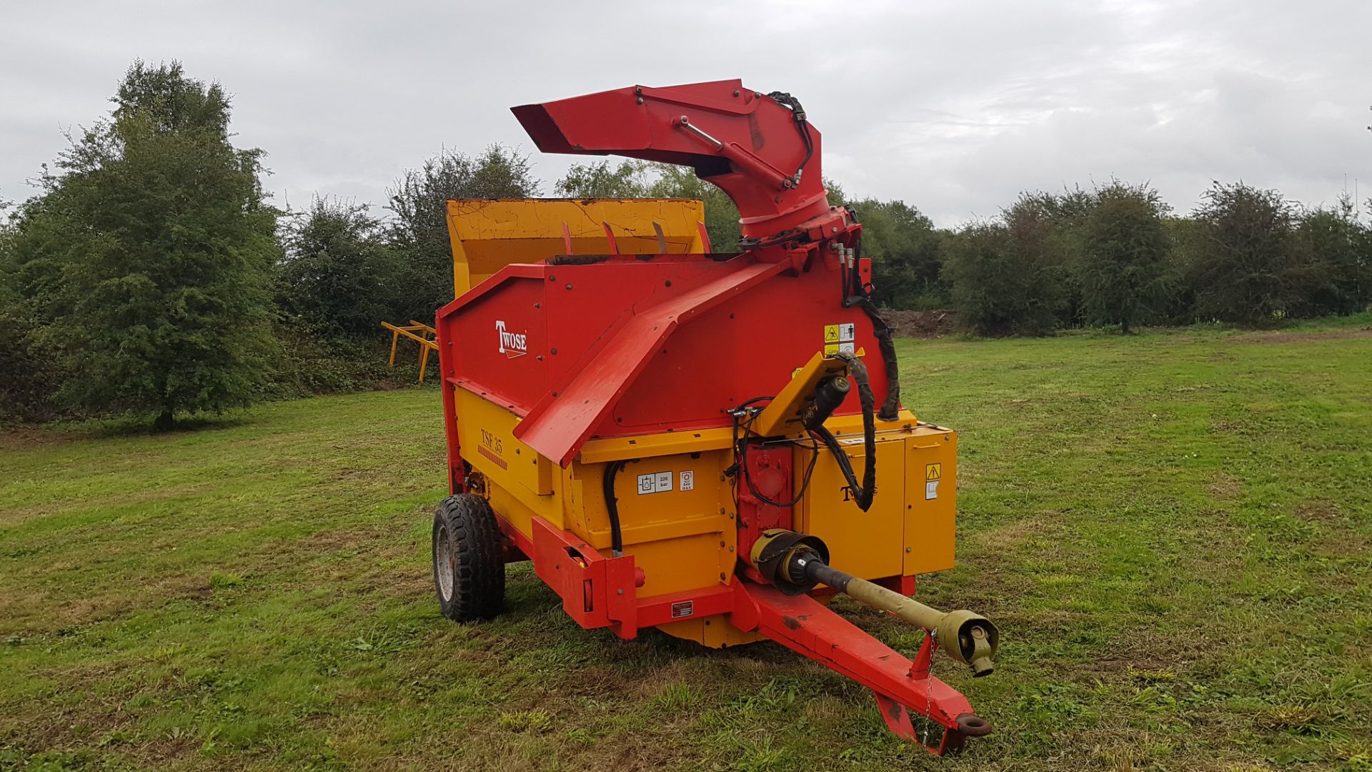 2008-Twose TSF35 Straw chopper with swivel chute - Image 2 of 6