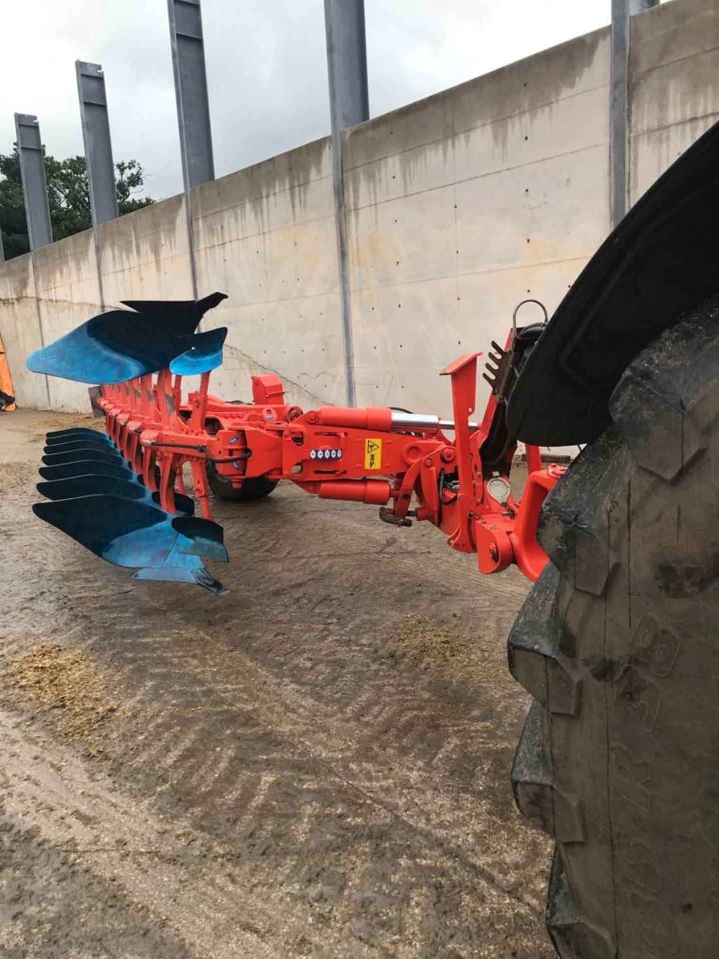 7 Furrow Semi Mounted Plough - Image 3 of 8