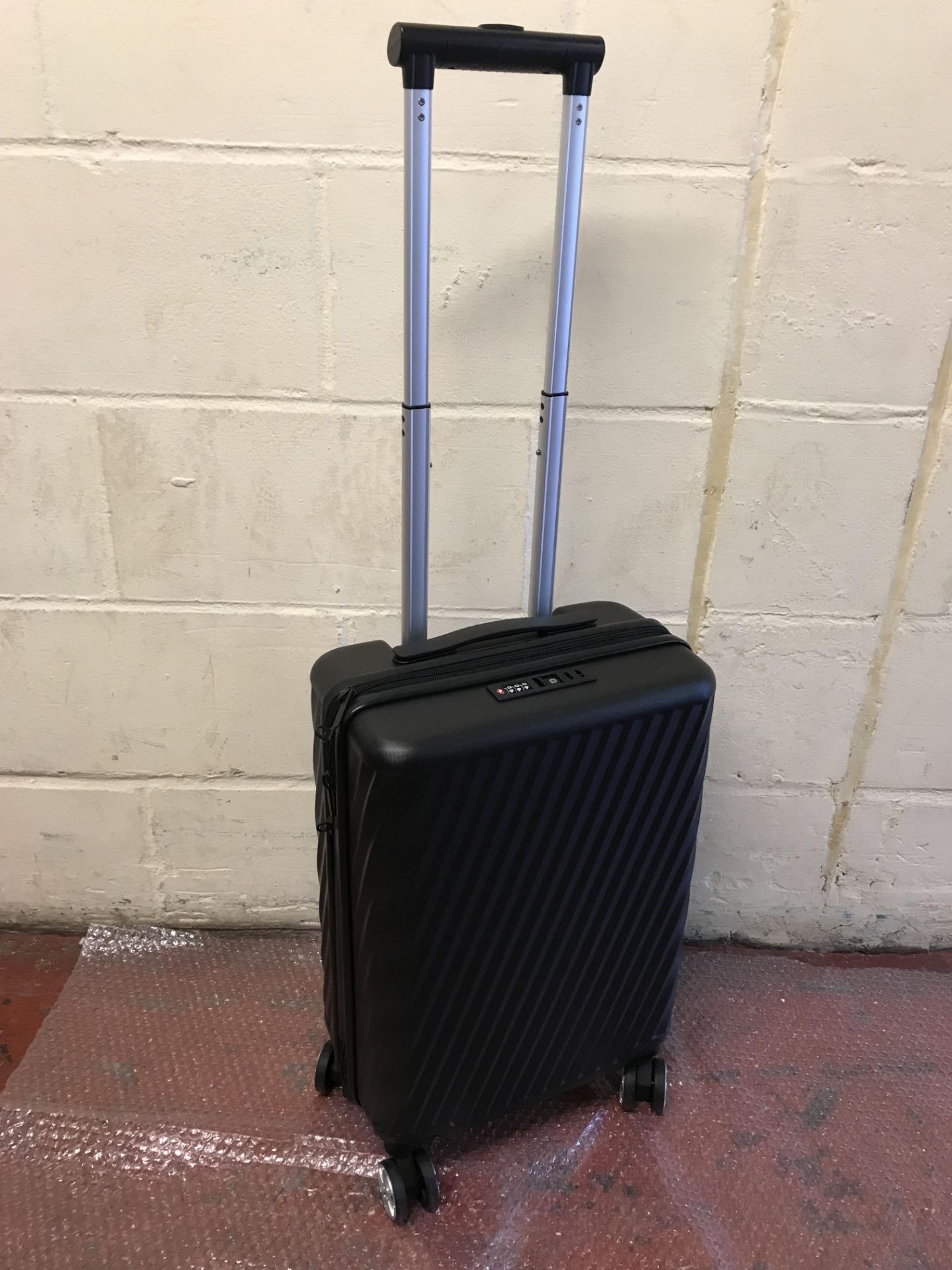 Cabin 4 Wheel Ultralight Hard Suitcase with Security Zip RRP £99