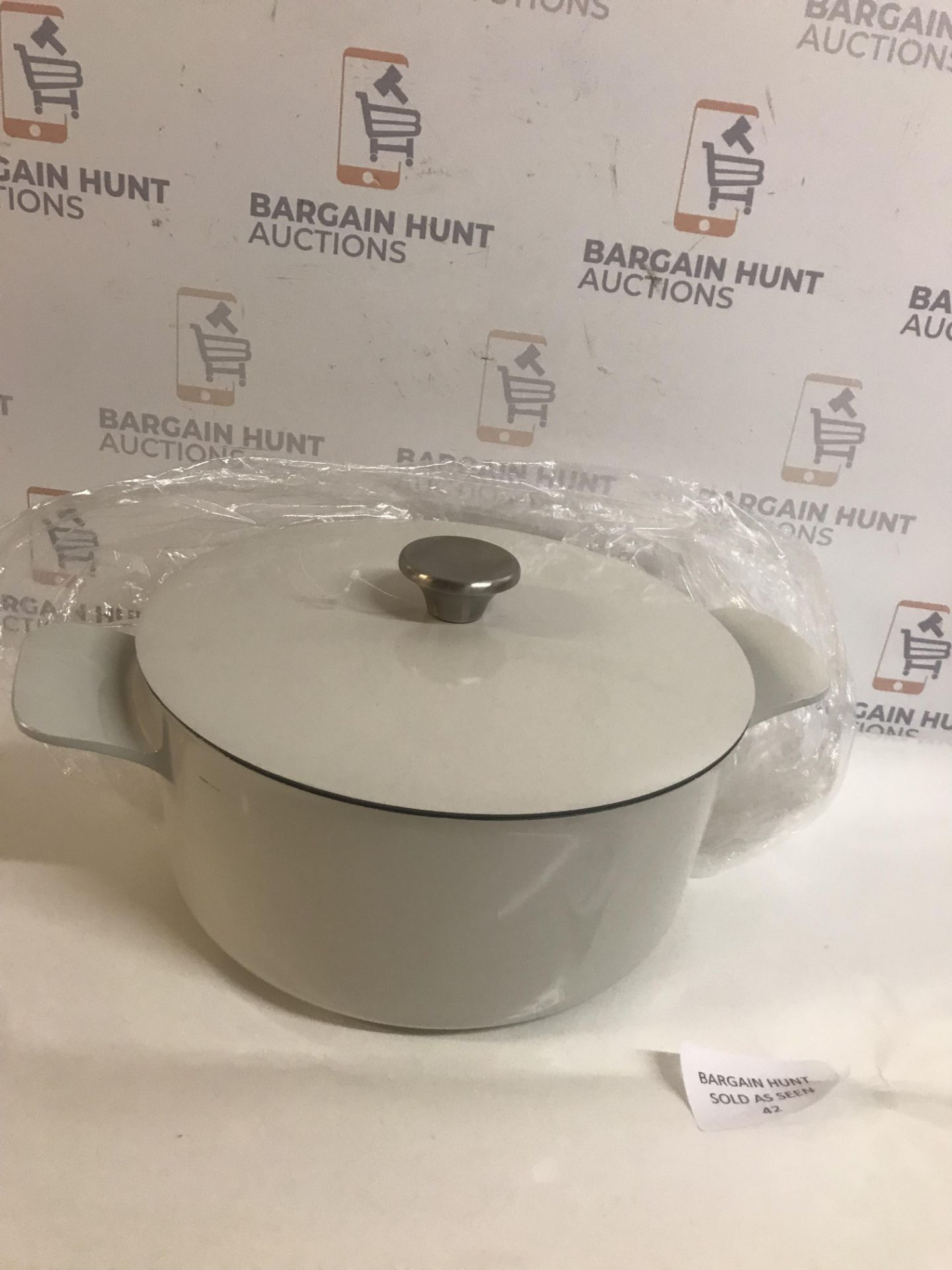 Cast Aluminium 5L Casserole Dish White RRP £49