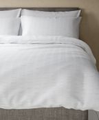 Soft & Comfortable Wide Stripe Seersucker Bedding Set, King Size RRP £69