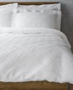 Beautifully Textured 100% Cotton Cut Square Bedding Set, King Size RRP £69