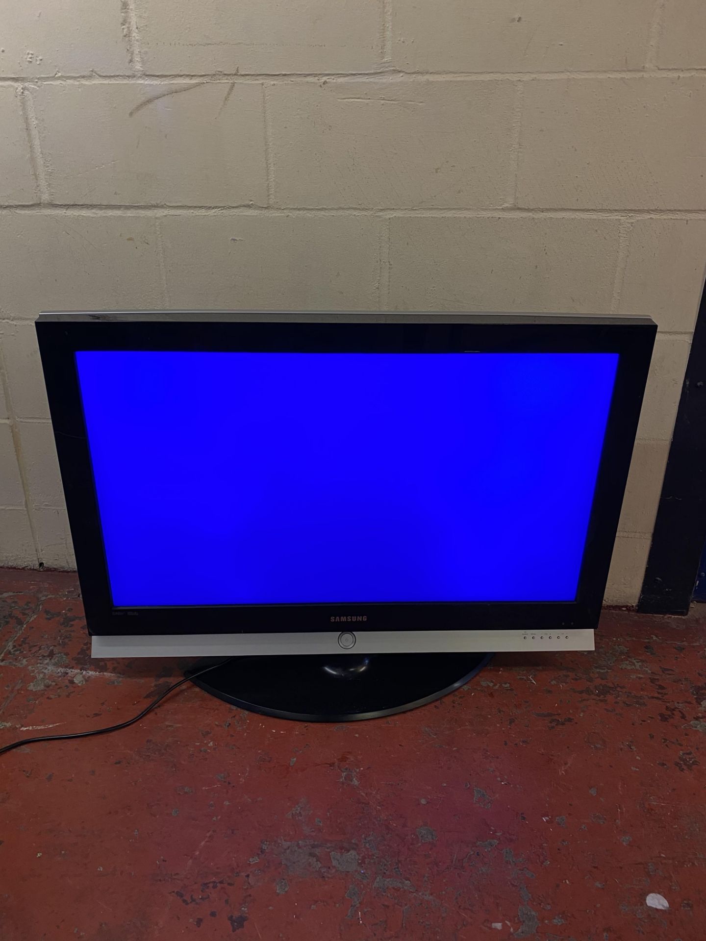 Samsung LA40M51BS TV (without remote/ power cable)