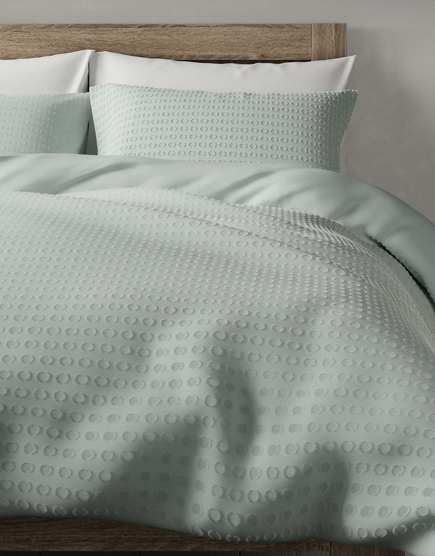 Pure Cotton Spotty Textured Bedding Set, King Size RRP £59