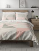 Cotton Mix Geometric Bedding Set with Fitted Sheet, King Size RRP £40