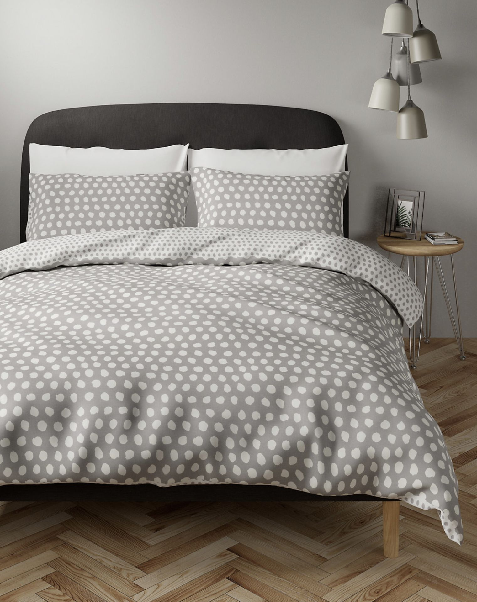 Easycare Lennox Spotty Bedding Set, King Size