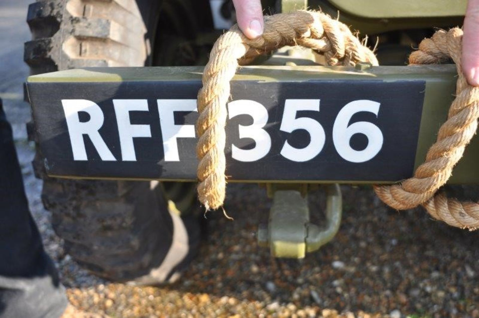 WW2 1945 Willys Jeep 4x4 airfield model - Image 11 of 14