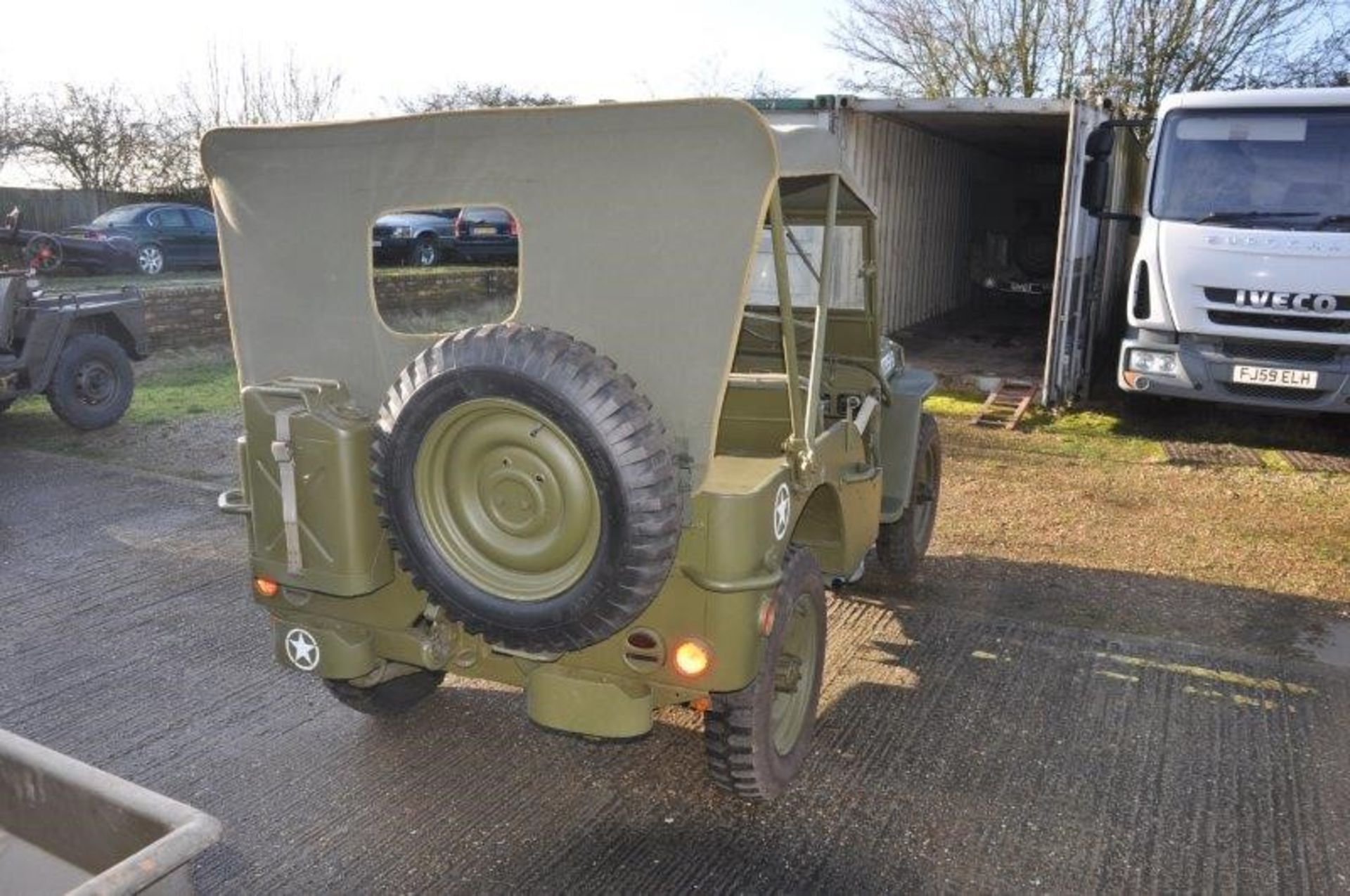 WW2 1945 Willys Jeep 4x4 airfield model - Image 3 of 14