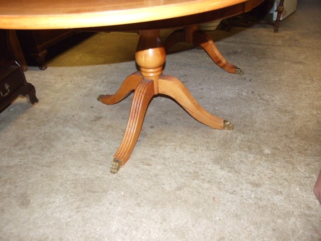 Twin Pedestal Dining Table with one extension leaf and 6 chairs ( 2 are carvers ) - Image 2 of 5