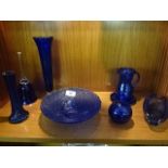 8 pieces of decorative blue glass