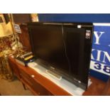 Philips 31" tv with remote ( house clearance )