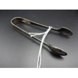 Silver sugar tongs, 17g