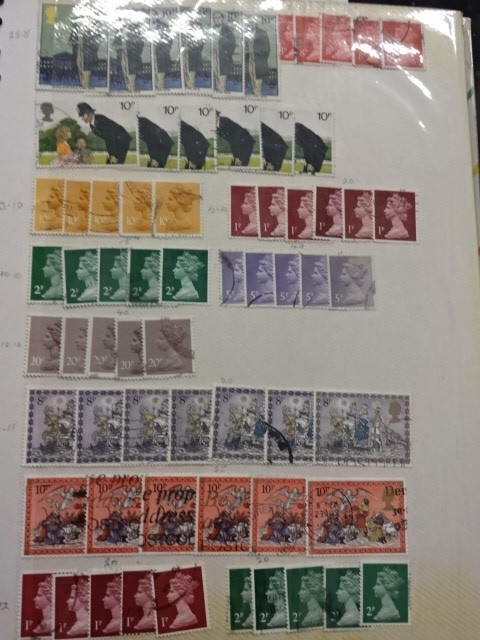 4 mostly foreign stock stamp albums - Image 8 of 8