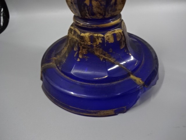 Pair of blue glass candlesticks (28cm tall) with hand painted gilt decoration, both A/F - Image 4 of 4