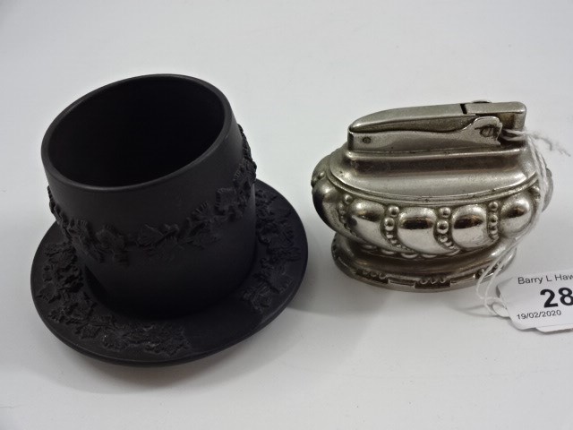 Ronson 'Crown' table lighter plus Wedgwood ashtray and cigarette holder and 3 pewter tankards