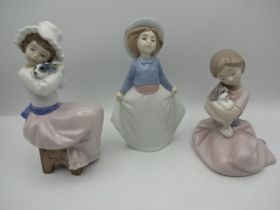 3 Lladro Nao figures, all between 13 and 17cm