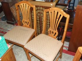 Westminster Pine Extending Dining Table with 1 leaf & 6 Chairs