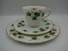 Colclough Ivy Leaf pattern dinner service for 10 with spares