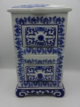 Blue and white ceramic draw unit, 30cm tall (A/F, damage to bottom draw)