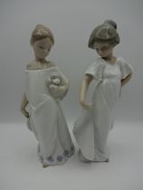 2 Lladro Nao figures 1433, 22cm tall