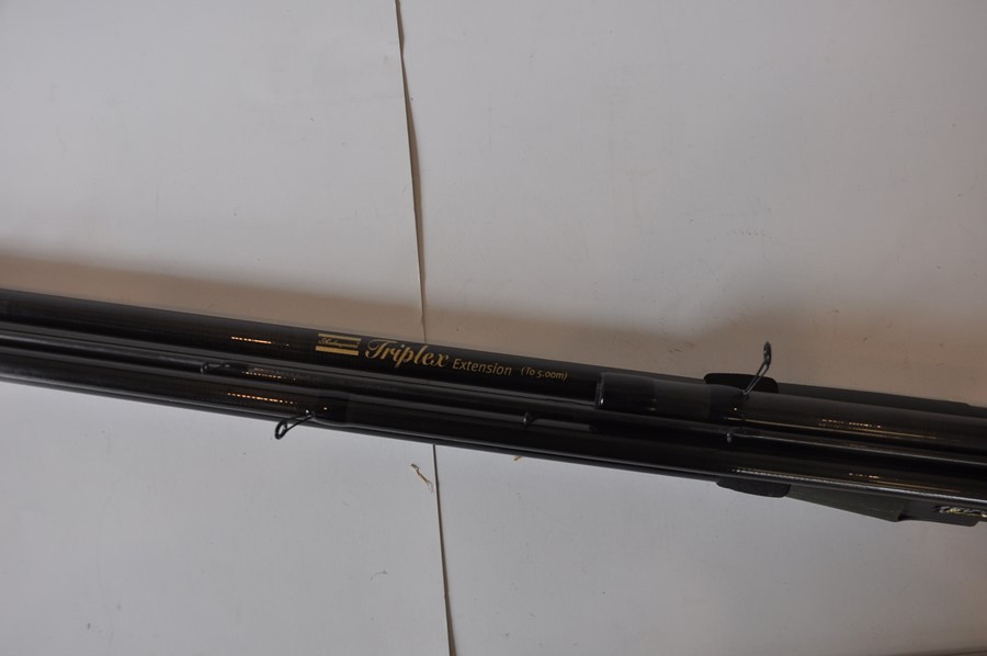 Shakespeare triplex 15 - 17 - 20' float rod near new condition , serviceable but 1 ring liner - Image 2 of 2