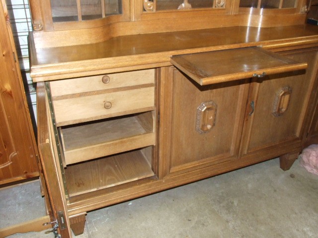 German Oak Dresser / Sideboard 71 inches wide - Image 3 of 4