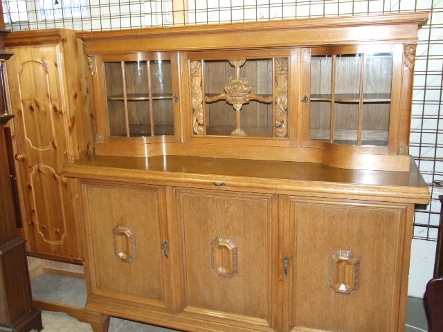 German Oak Dresser / Sideboard 71 inches wide - Image 2 of 4