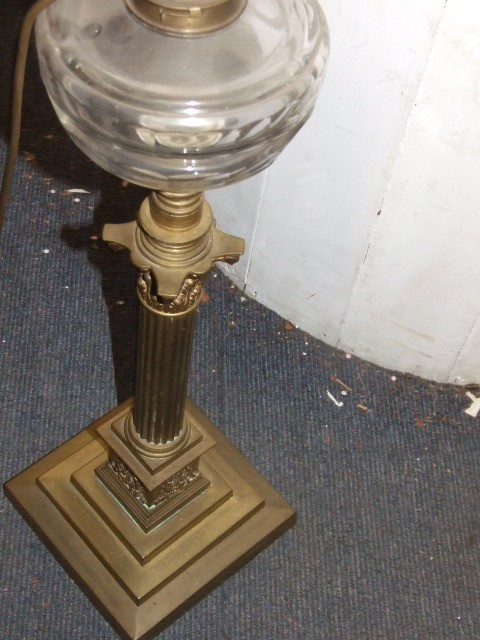 Victorian Adjustable Height Oil Lamp converted to electric. Inscription " LET YOUR LIGHT SO SHINE - Image 4 of 4