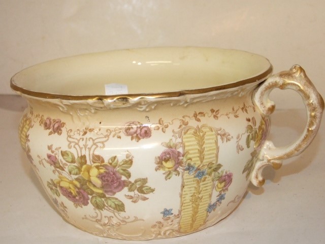 VINTAGE ORIENTAL CHAMBER POT