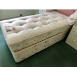 Myers Aurora single divan bed with 2 drawers and headboard very good condition nearly new