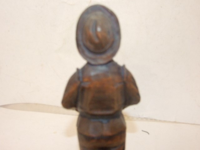 WOODEN FIGURE OF A PORTLY SPANISH MAN - Image 2 of 4
