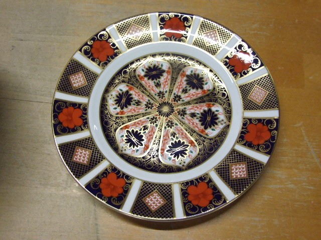 Royal Crown Derby Plate 9 inches wide ( no damage or chips only sticky tape on back from hanger)