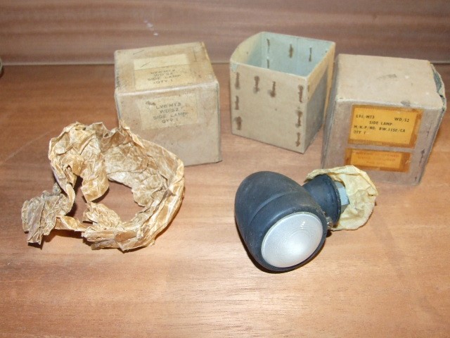 Pair Butlers LTD Side Lamps new in boxes LV6/MT3 WD/S2 M/K:P/ NO: 1150 / CA