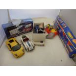 COLLECTION OF TOYS TO INCLUDE MAISTO 1:18 DIE CAST CAR, HOT WHEELS, DOLL ETC