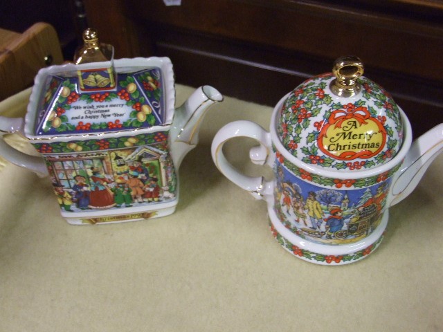 3 Sadler Christmas Teapots , Wade Christmas Teapot & 3 others