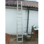 Youngman Alloy 2 Piece Extension Ladder