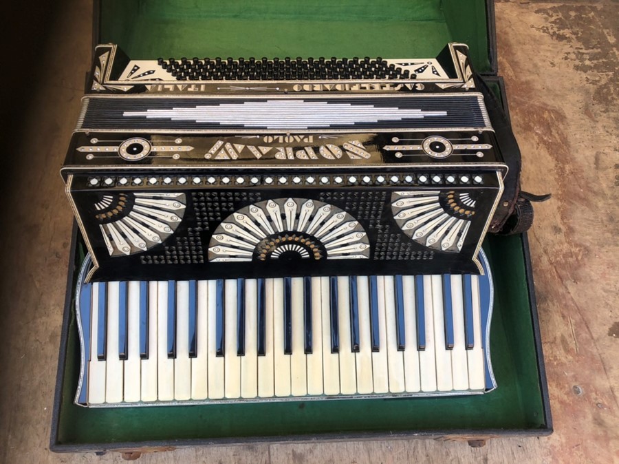 Paolo Soprani Castelfidardo Piano Accordian