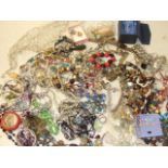 LARGE QUANTITY OF COSTUME JEWELLERY TO INCLUDE WATCHES ETC