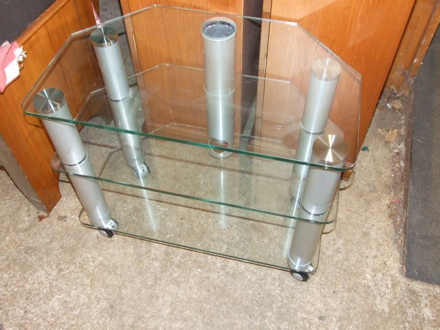 Clear glass 3 tier tv stand